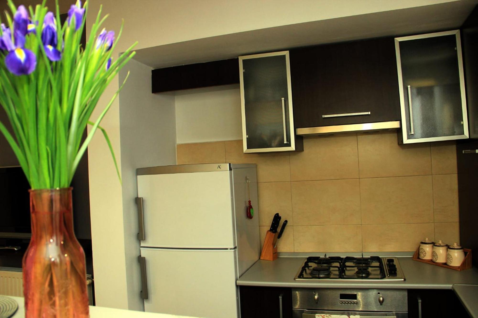 John Residence Apartment Brasov With Parking Option Exterior photo